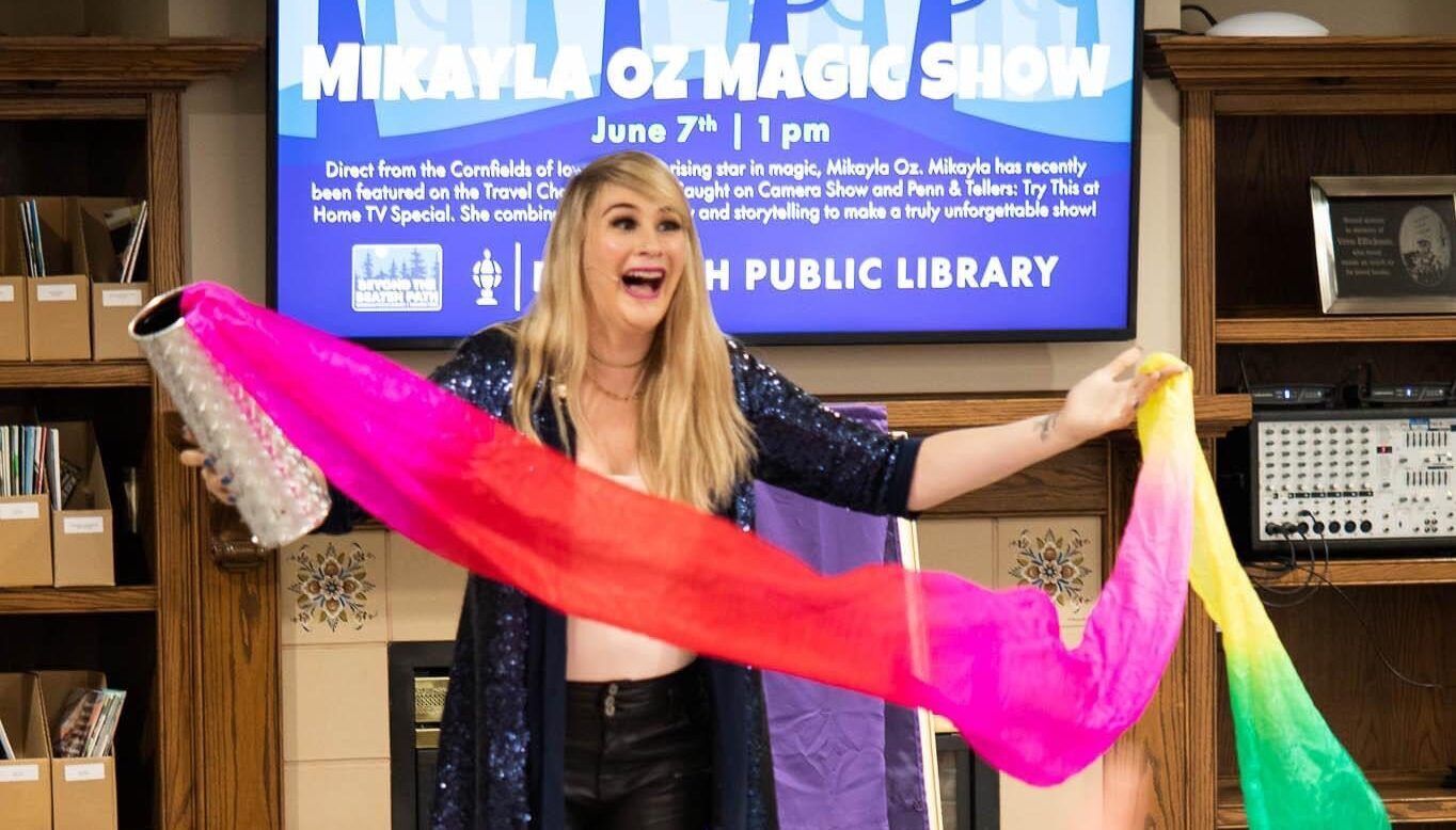 Mikayla Oz - Library Magician